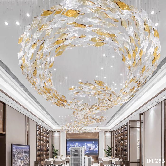 Decor thông tầng bằng thủy tinh Riata DT252