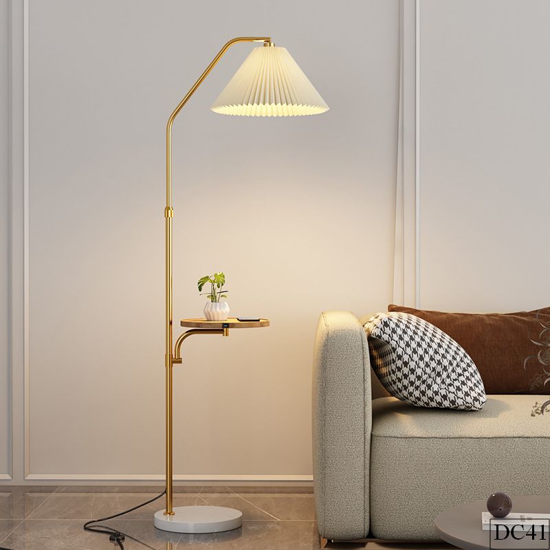 Đèn cây đừng trang trí phòng khách Utami DC41
