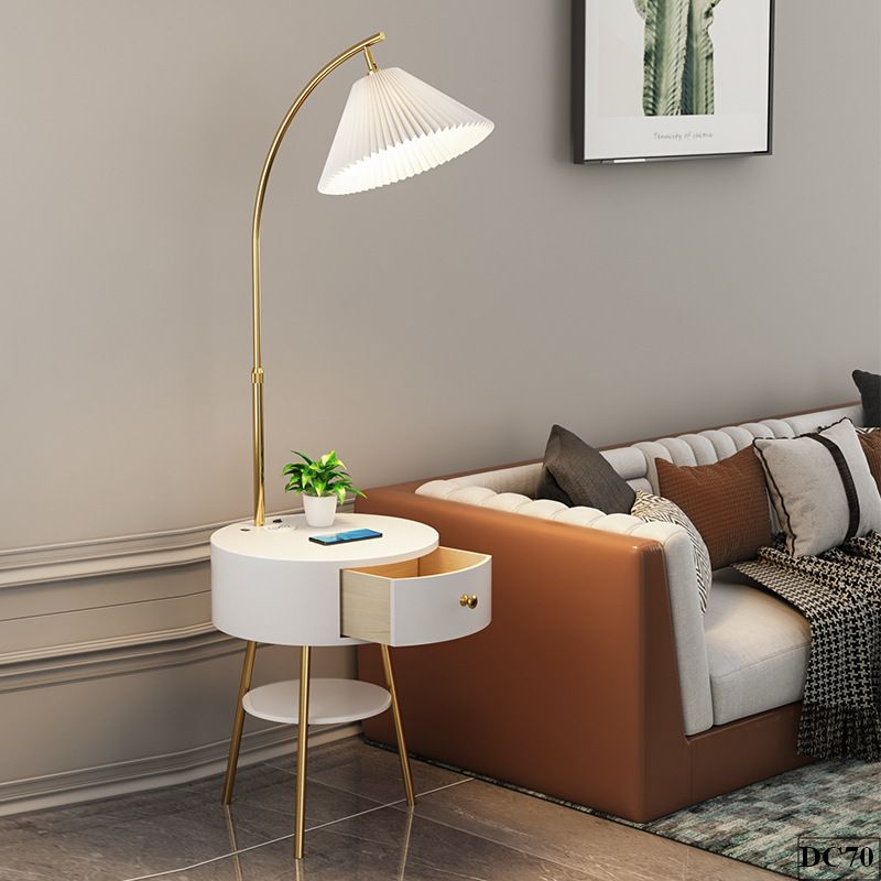 Đèn cây sofa có tủ đồ Enzo DC70 | Cao 150 – 160cm