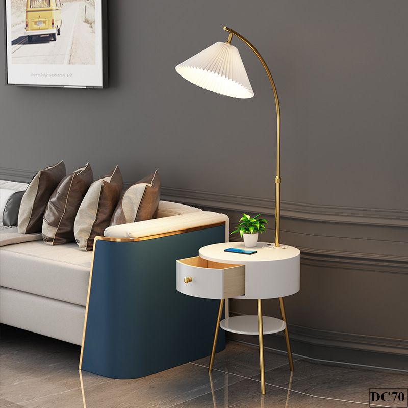 Alternative view of Đèn cây sofa có tủ đồ Enzo DC70 | Cao 150 - 160cm