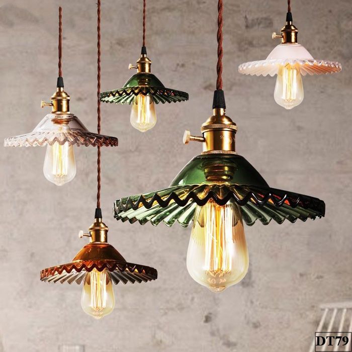 Đèn thả thủy tinh nón sọc nhiều màu DT79