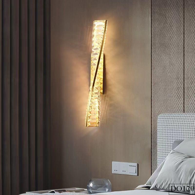 Đèn tường pha lê xoắn Tinner DO120