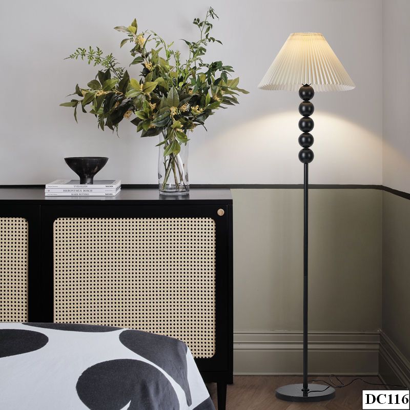 Đèn cây phòng khách chao vải Curve Living DC116